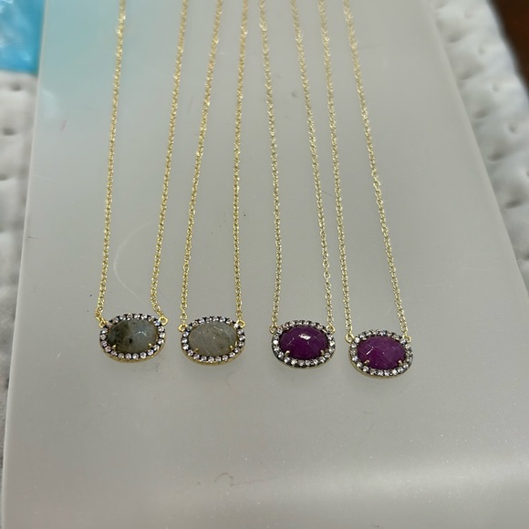 Small Oval Labradorite or Amethyst 14K Gold Vermeil Necklace-Boutique - Picture 2 of 6